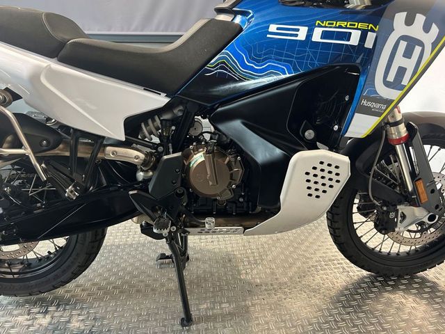 husqvarna - norden-901-expedition