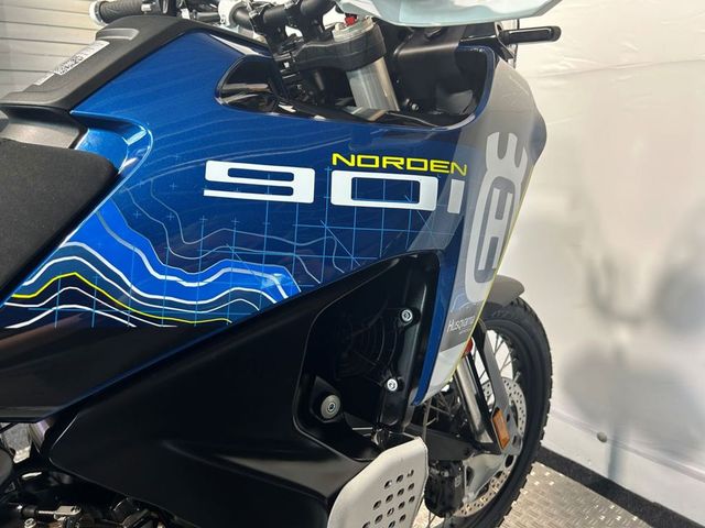 husqvarna - norden-901-expedition