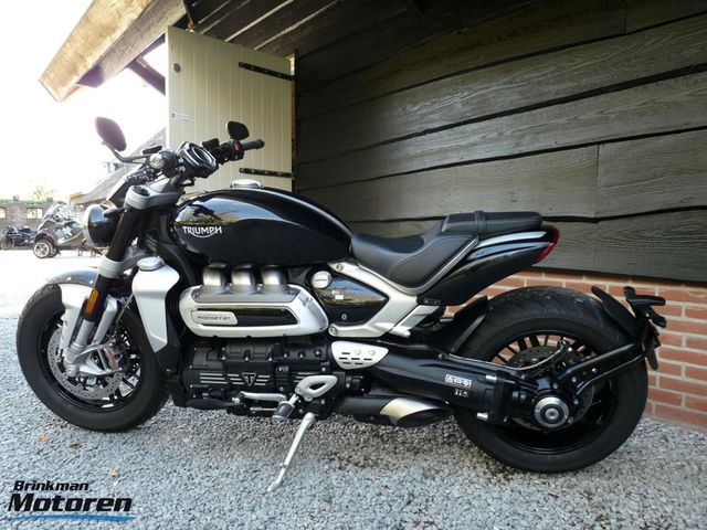 triumph - rocket-iii-r