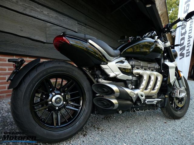 triumph - rocket-iii-r