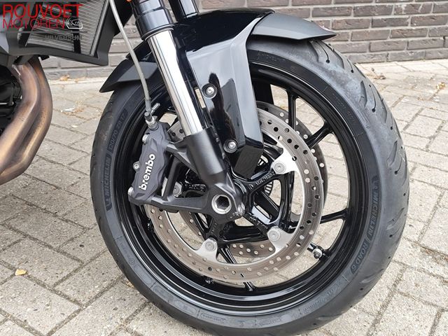 bmw - f-900-xr