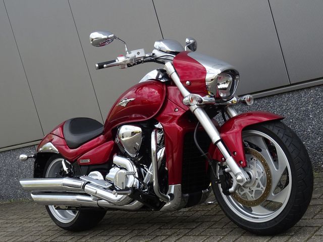 suzuki - m-1800-r-intruder