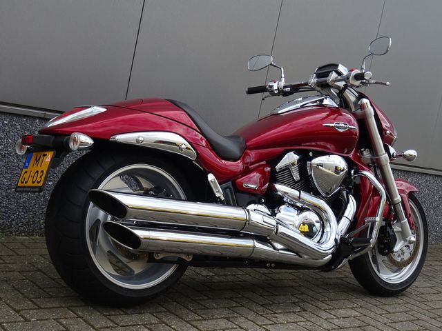 suzuki - m-1800-r-intruder