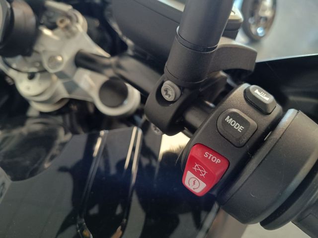 bmw - f-750-gs
