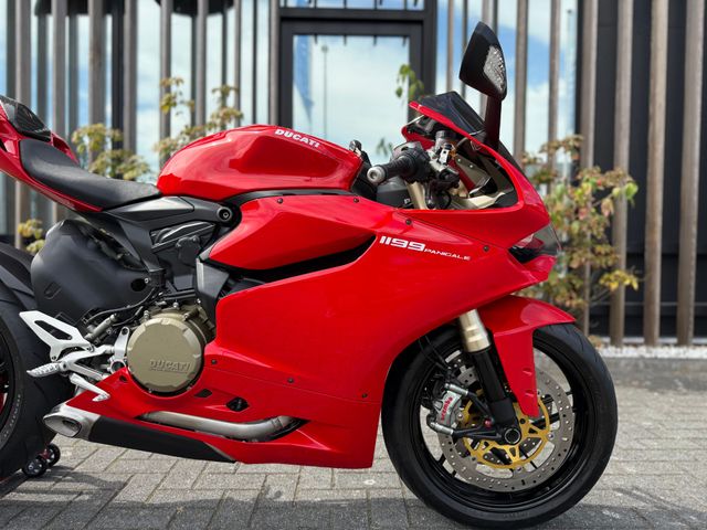 ducati - 1199-panigale