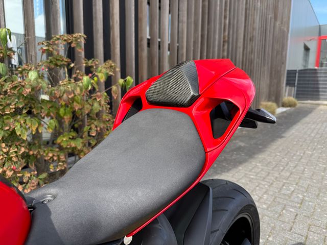 ducati - 1199-panigale