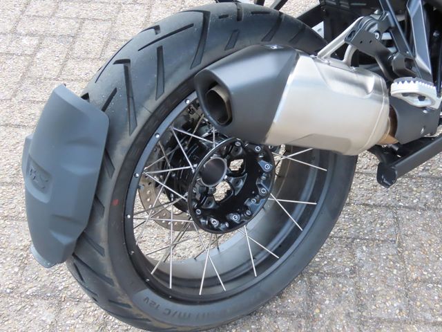 bmw - r-1300-gs-asa