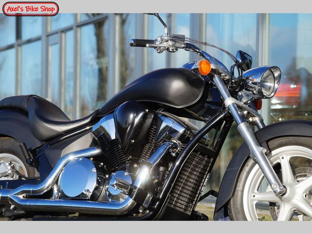 honda - vt-1300-cx