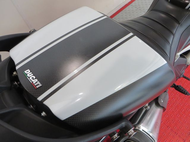 ducati - diavel-carbon