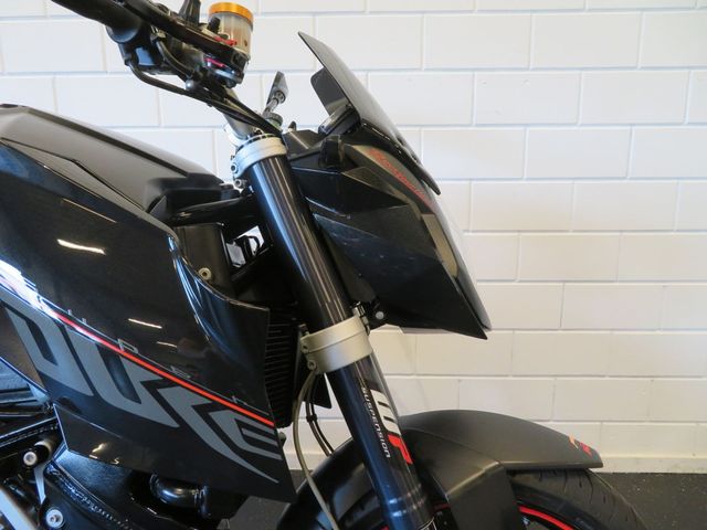 ktm - 990-super-duke
