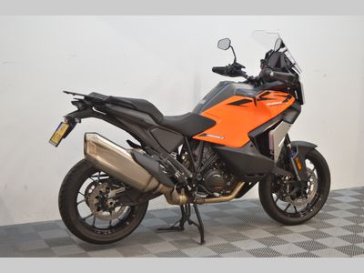 KTM 1390 SUPER ADVENTURE S EVO – foto 4