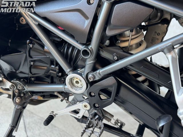 bmw - r-1200-gs-adventure-triple-black