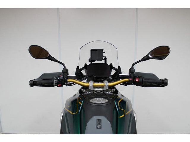 bmw - r-1300-gs