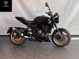 TRIUMPH TRIDENT 800