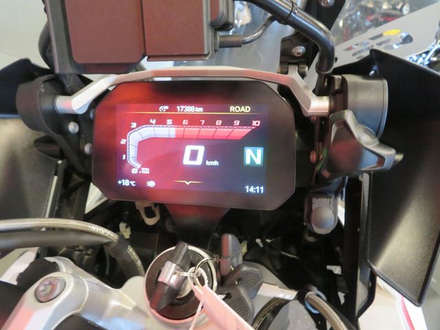bmw - r-1250-gs-hp
