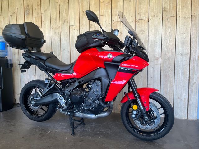 yamaha - tracer-9