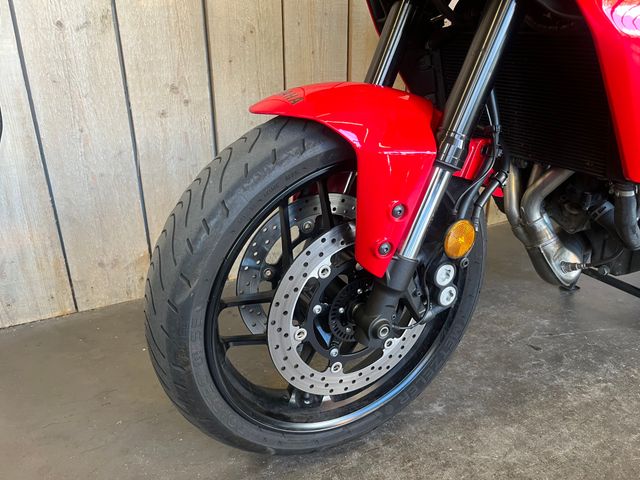 yamaha - tracer-9