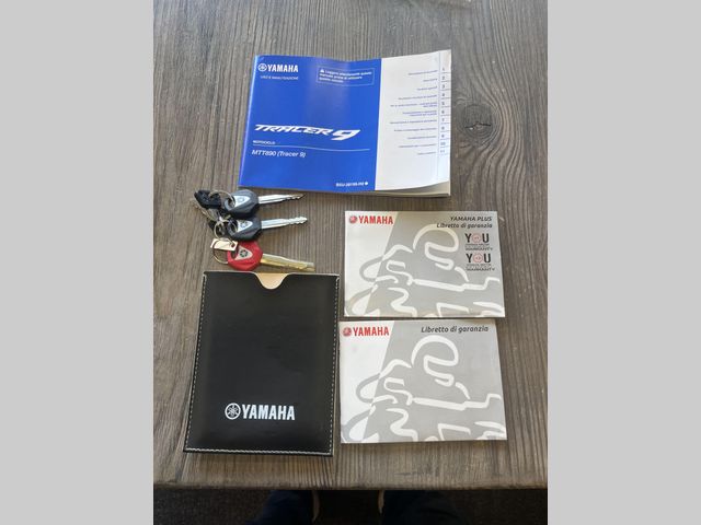 yamaha - tracer-9