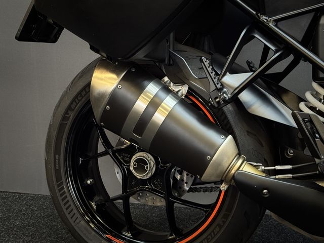 ktm - 1290-super-duke-gt
