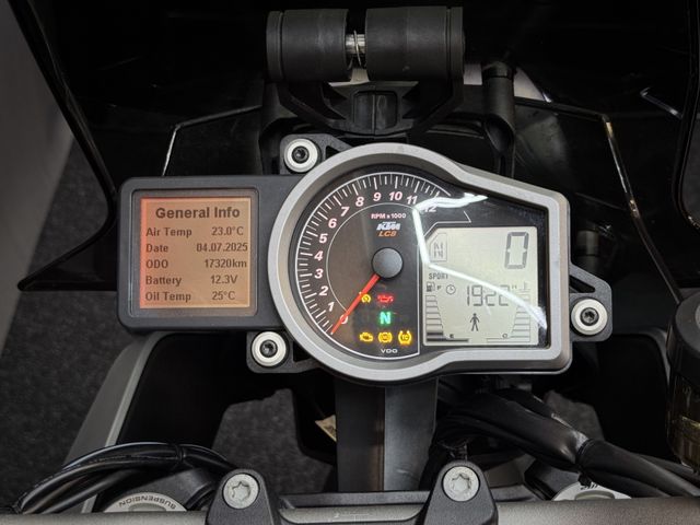 ktm - 1290-super-duke-gt
