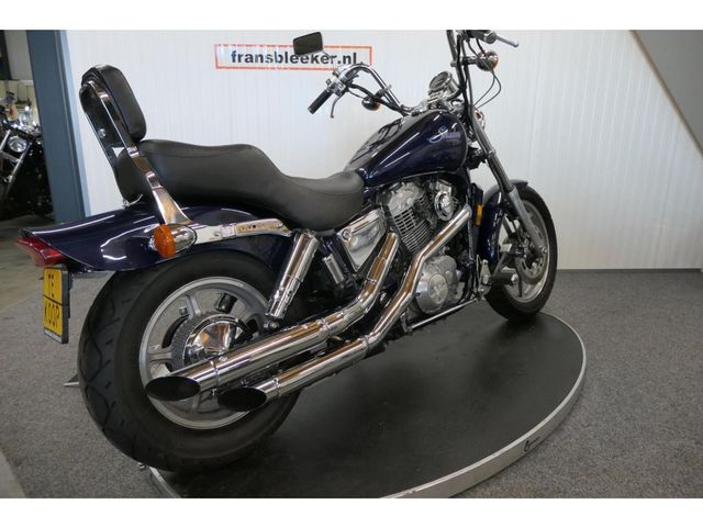 honda - vt-1100-c-shadow