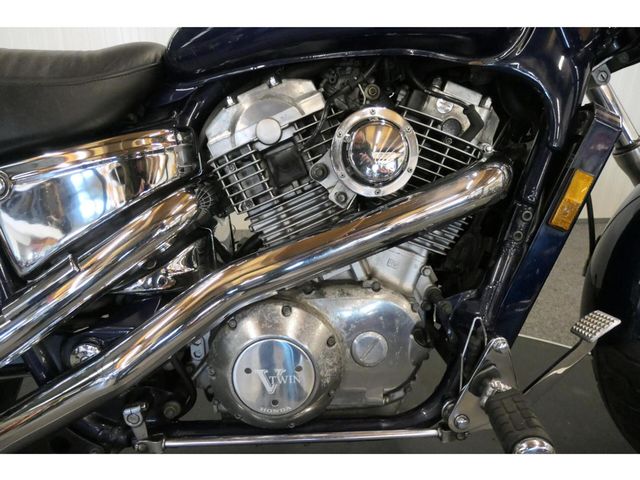 honda - vt-1100-c-shadow