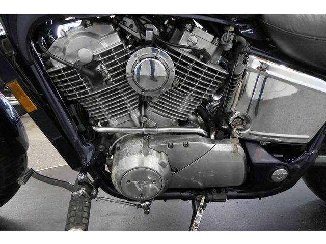honda - vt-1100-c-shadow