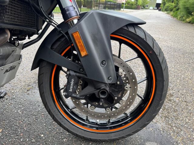 ktm - 1290-super-adventure-s