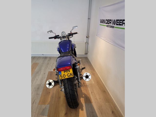 yamaha - vmx-1200-v-max