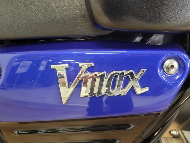 yamaha - vmx-1200-v-max