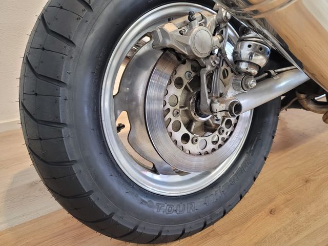 yamaha - vmx-1200-v-max