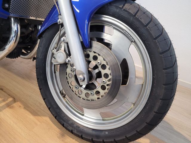 yamaha - vmx-1200-v-max
