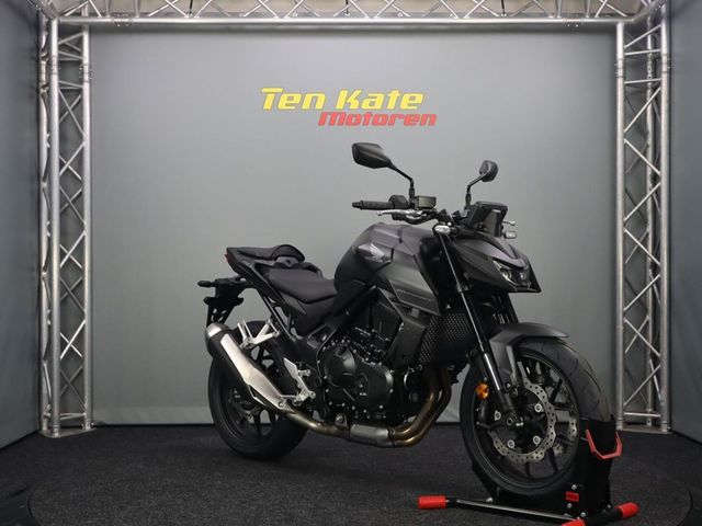 honda - cb-750-hornet