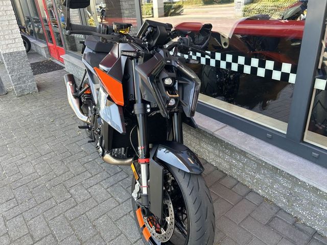 ktm - 990-duke