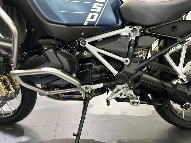 bmw - r-1250-gs-adventure