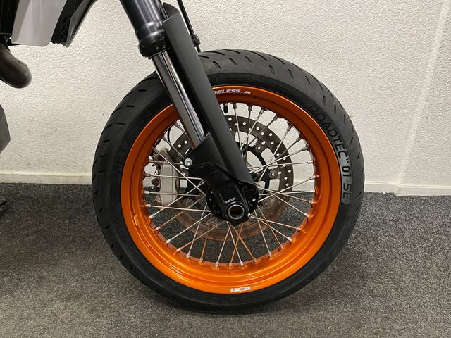 ktm - 690-smc-r