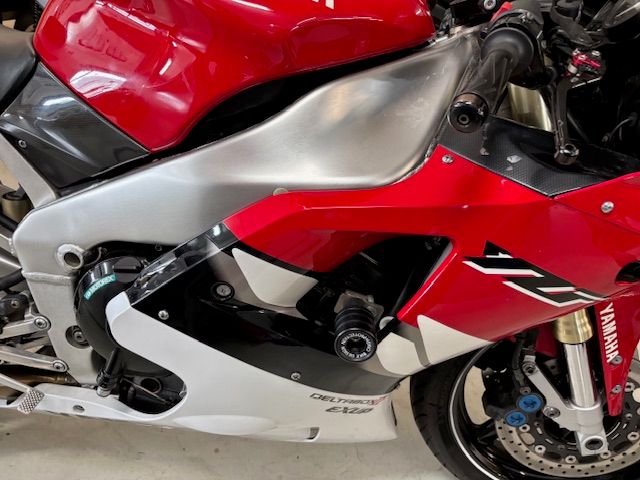 yamaha - yzf-r1
