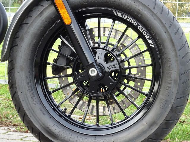 moto-guzzi - v-9-bobber