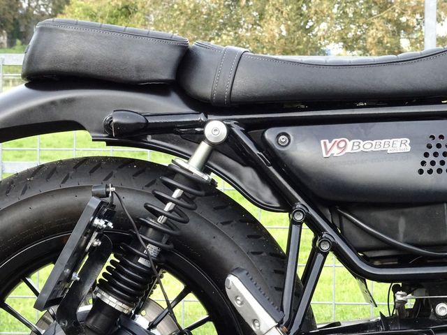 moto-guzzi - v-9-bobber