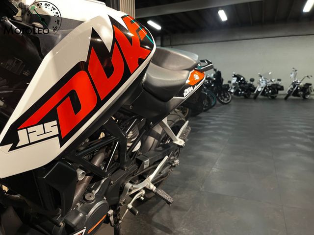 ktm - 125-duke