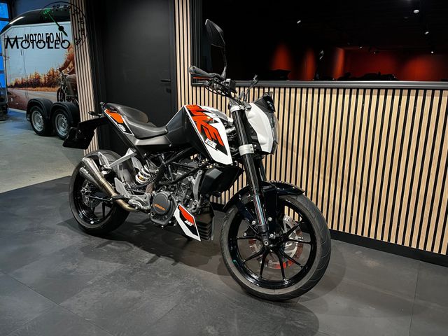 ktm - 125-duke