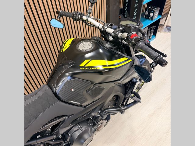 yamaha - mt-09-abs