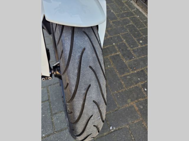 bmw - g-310-r