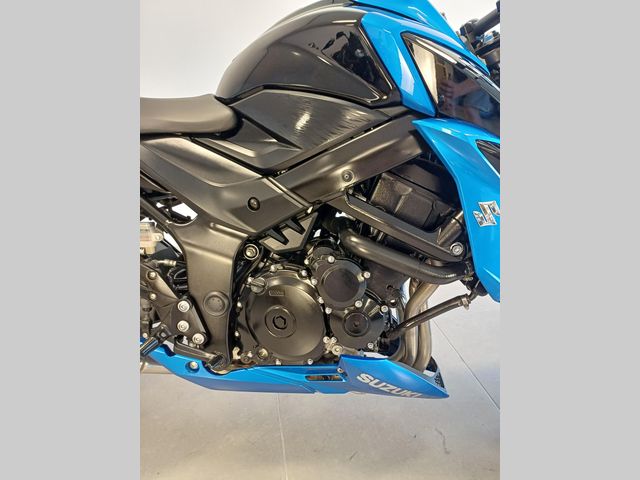 suzuki - gsx-s-750-a