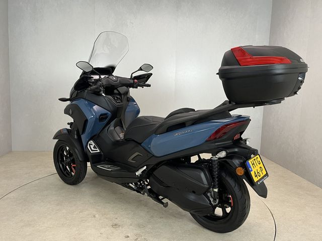 yamaha - tricity-300