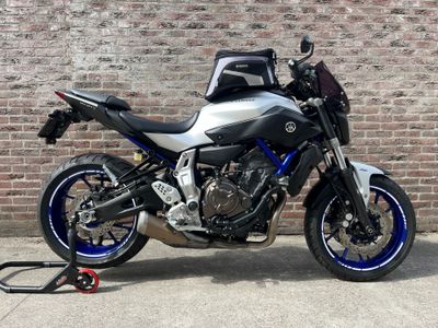 YAMAHA MT 07 ABS – foto 4