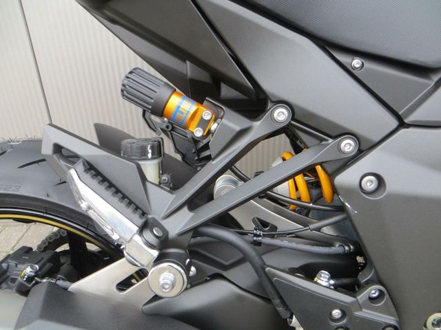 kawasaki - ninja-1100-sx-se