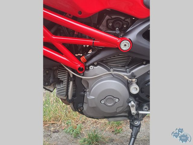 ducati - 796-monster