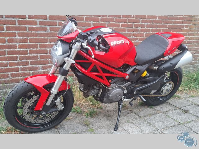 ducati - 796-monster