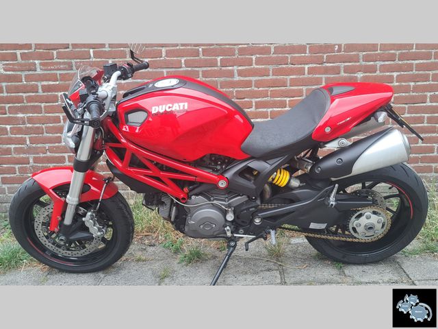 ducati - 796-monster